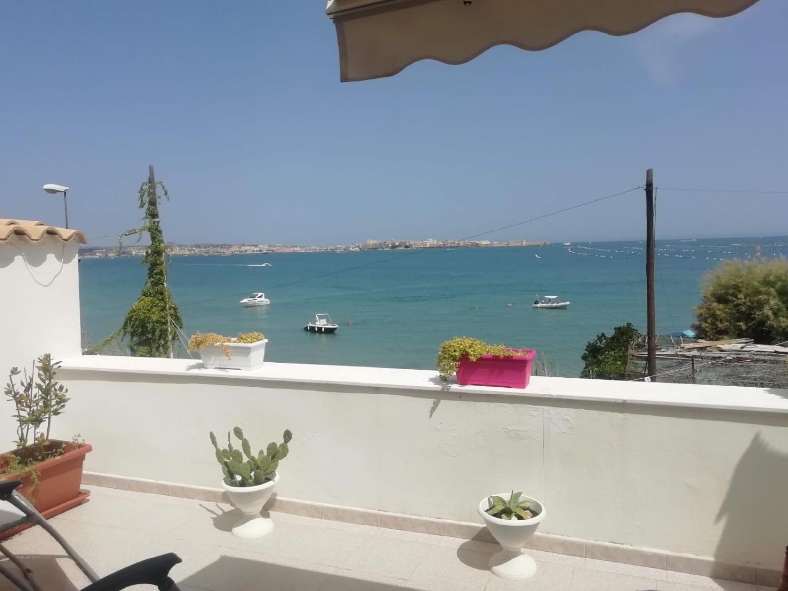 Апартаменты La Casa Dell'Isola Сиракузы Экстерьер фото